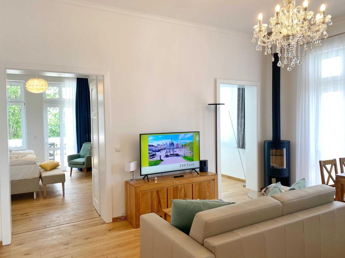 זאסניץ Villa Jenny - Ferienappartement 1 Mit Meerblick מראה חיצוני תמונה