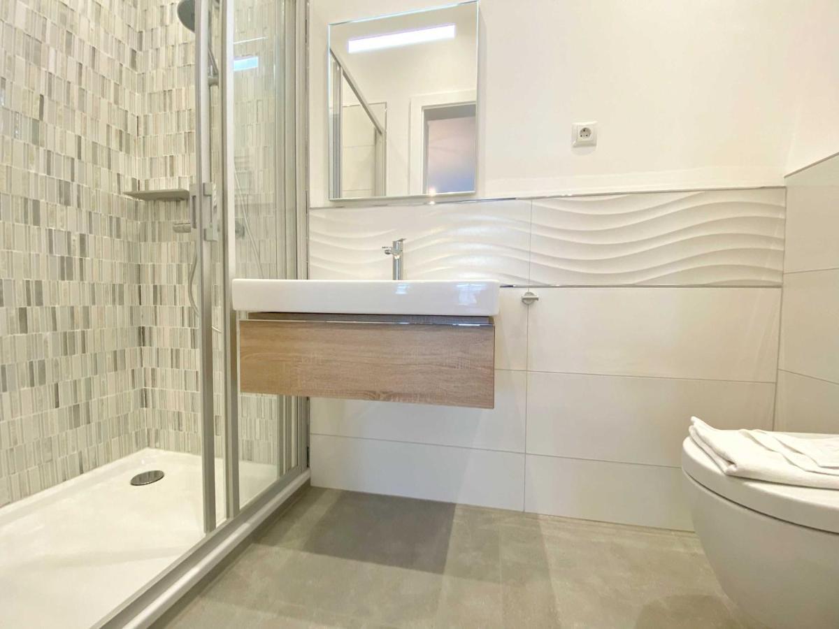 זאסניץ Villa Jenny - Ferienappartement 1 Mit Meerblick מראה חיצוני תמונה